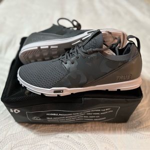 NWT True Linkswear - Grey Camo OG Feel Shoe - Size 10